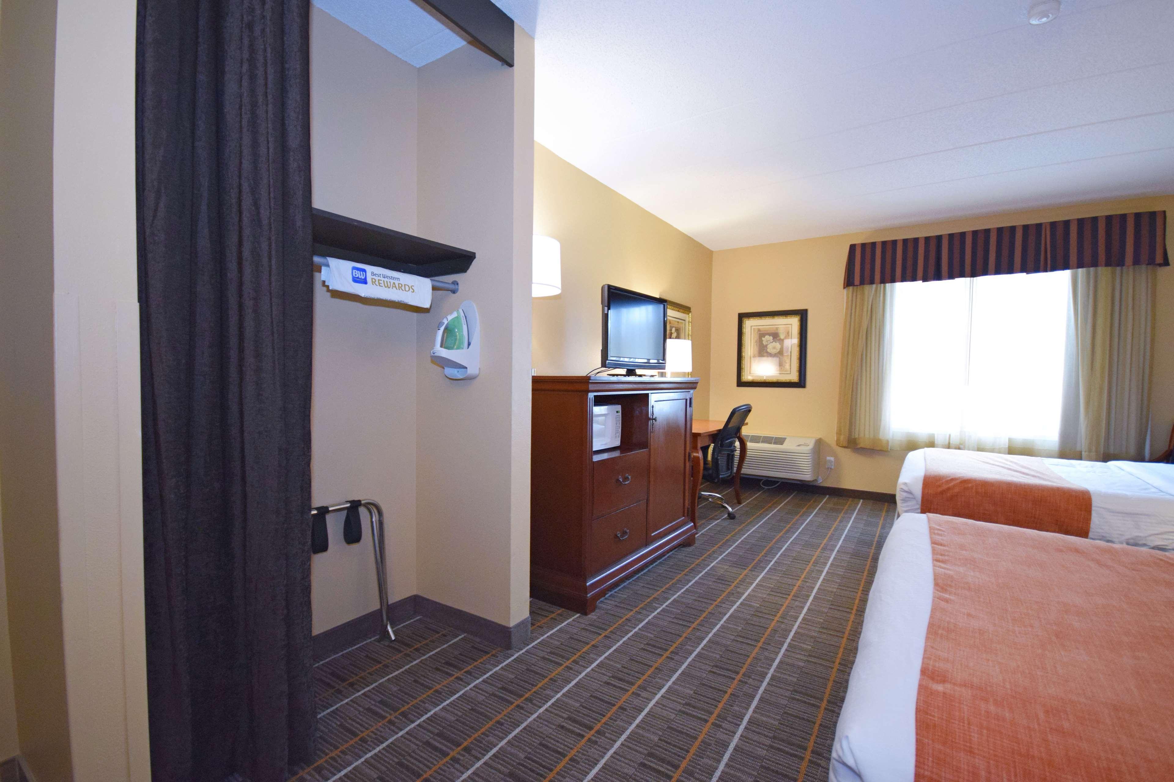Best Western Resort Hotel & Conference Center Portage Exterior photo