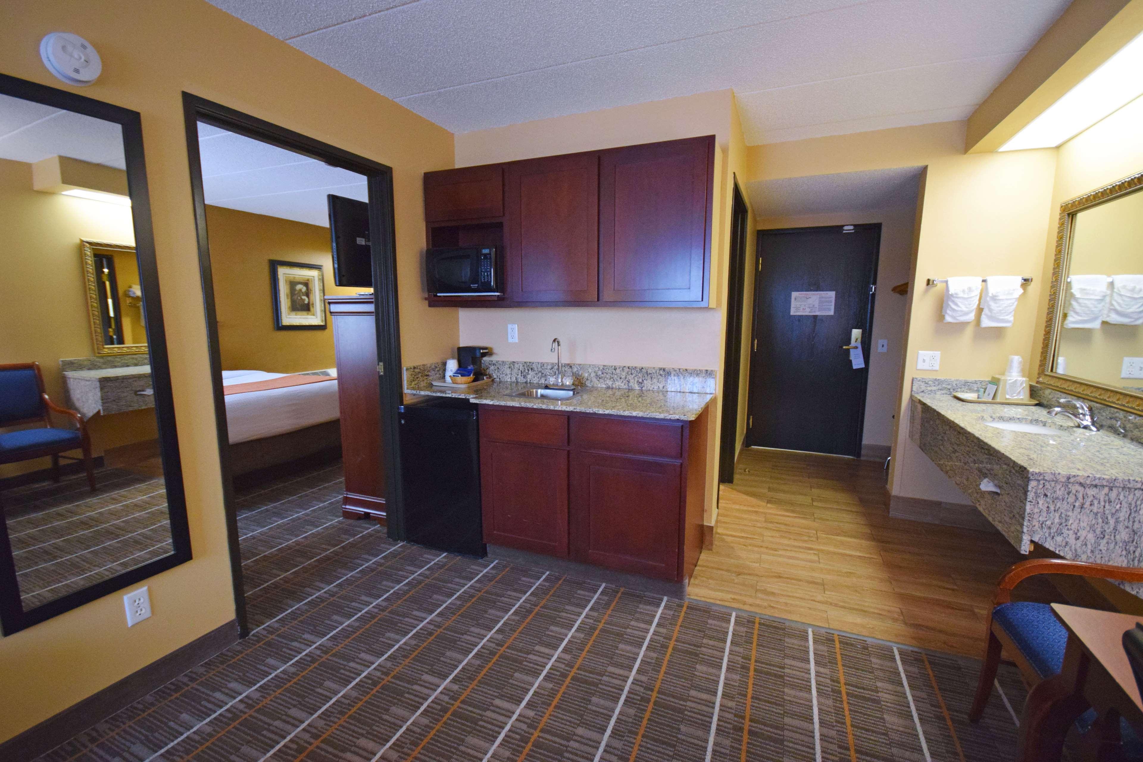 Best Western Resort Hotel & Conference Center Portage Exterior photo