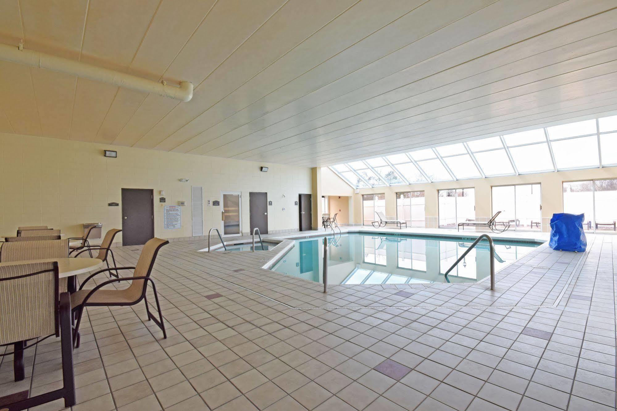Best Western Resort Hotel & Conference Center Portage Exterior photo
